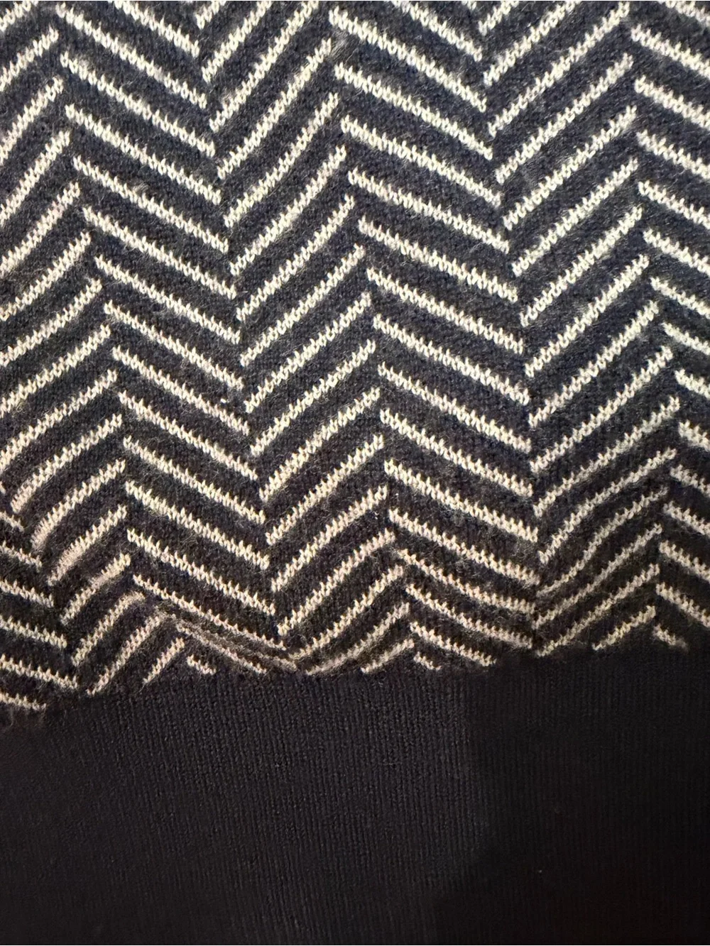 Williams & Kent Sweater Mens Medium 100% Merino Wool Navy Blue White Crewneck